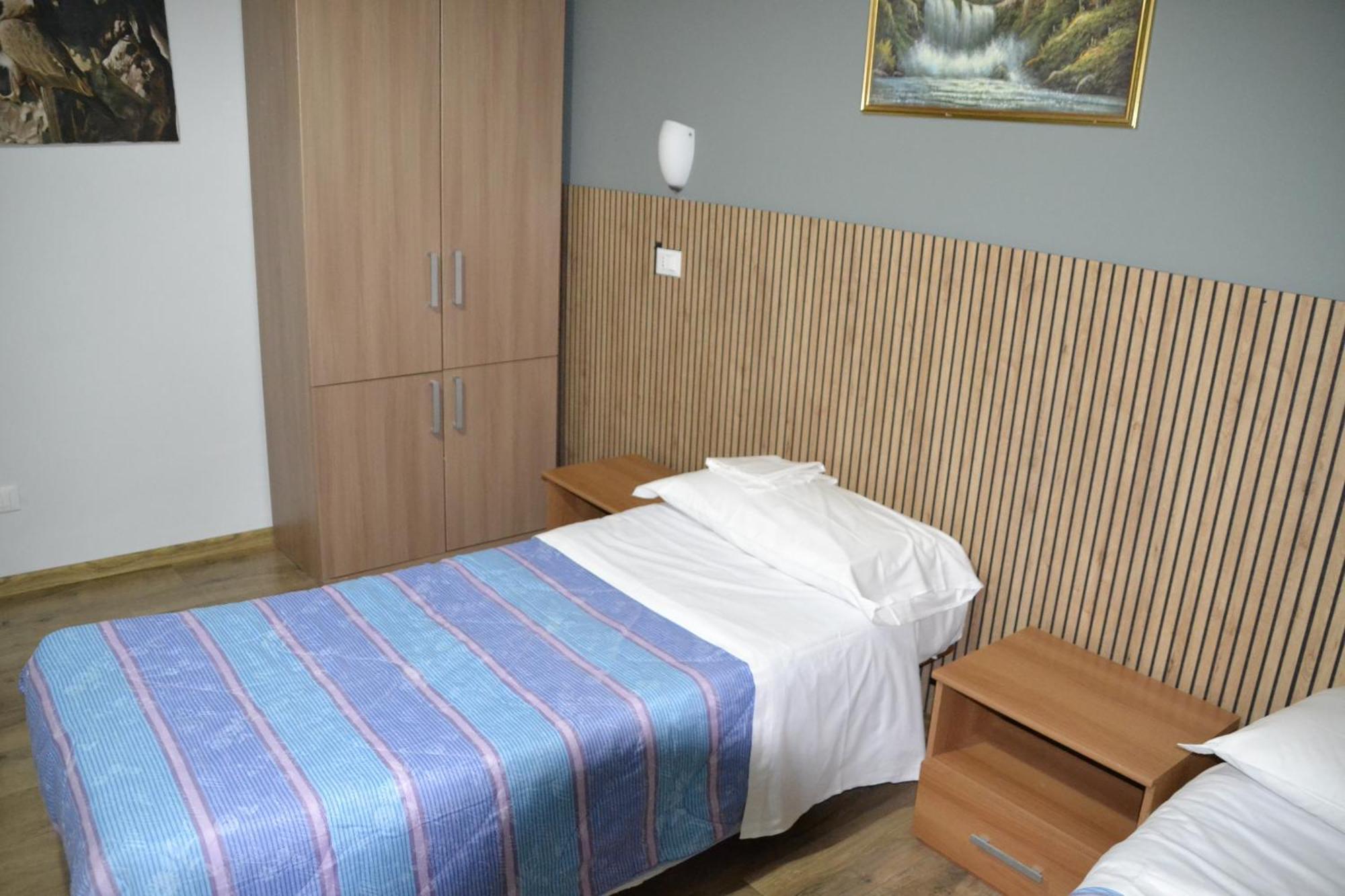 Aurora Boreale Hotel Róma Kültér fotó